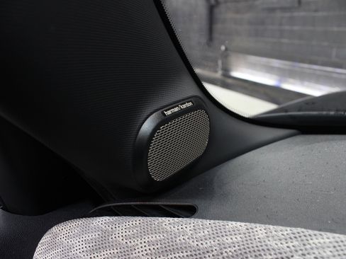 Used 2025 MINI Cooper S image 75