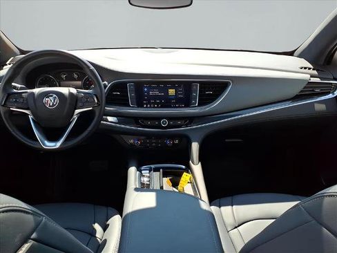 Used 2022 Buick Enclave Essence w/ Experience Buick Package image 7