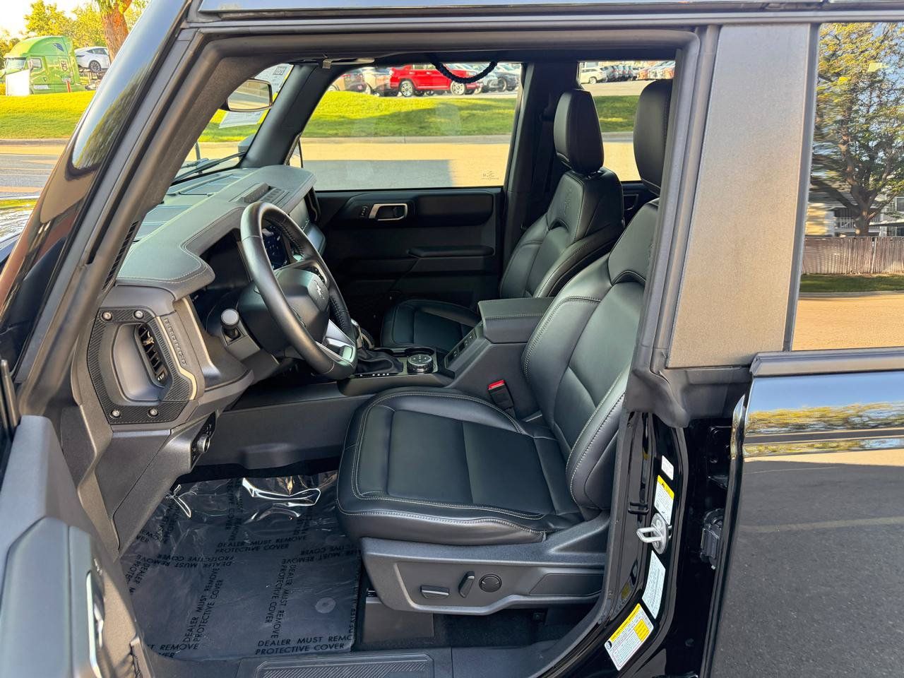 Used 2025 Ford Bronco Badlands AWD/4WD image 5