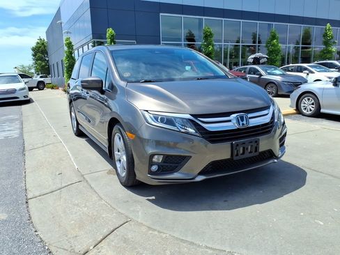 Used 2019 Honda Odyssey EX-L image 2