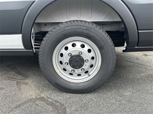 New 2025 Ford Transit 250 148 Medium Roof Extended AWD image 14