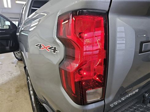 Certified 2025 Chevrolet Colorado LT w/ Advanced Trailering Package image 39
