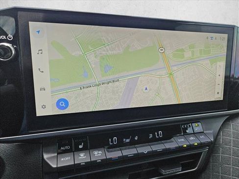 Used 2025 Toyota Camry XLE FWD image 14