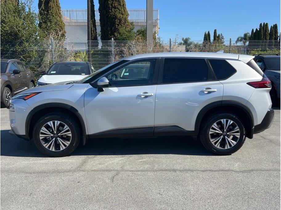 Used 2023 Nissan Rogue SV FWD image 7