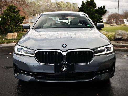 Used 2023 BMW 530i xDrive w/ Convenience Package image 13