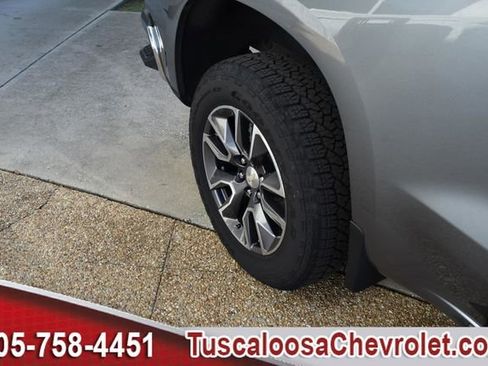 Used 2021 Chevrolet Silverado 1500 LT w/ Z71 Off-Road Package image 13