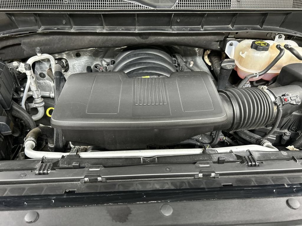 Used 2024 Chevrolet Silverado 1500 RST w/ Redline Edition AWD/4WD image 24