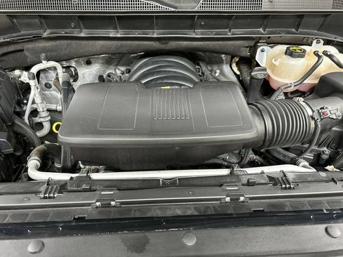 Used 2024 Chevrolet Silverado 1500 RST w/ Redline Edition AWD/4WD image 24