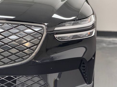Used 2025 Genesis Electrified GV70 Advanced image 7