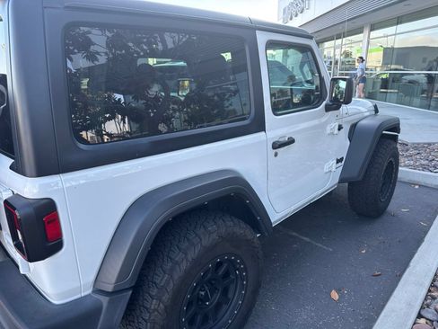 Used 2023 Jeep Wrangler Sport AWD/4WD image 5