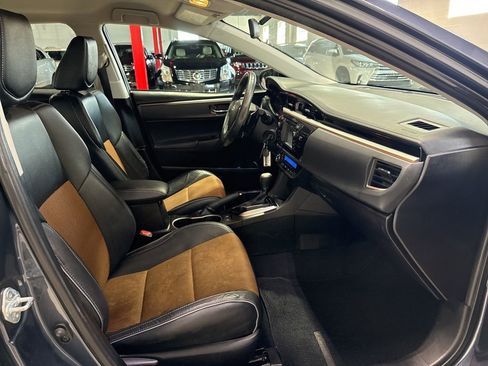 Used 2014 Toyota Corolla S image 36
