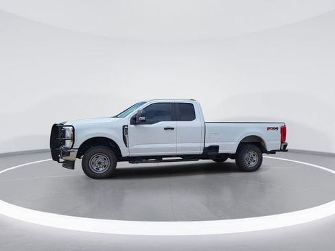 Used 2024 Ford F250 XL w/ XL Driver Assist Package AWD/4WD image 4