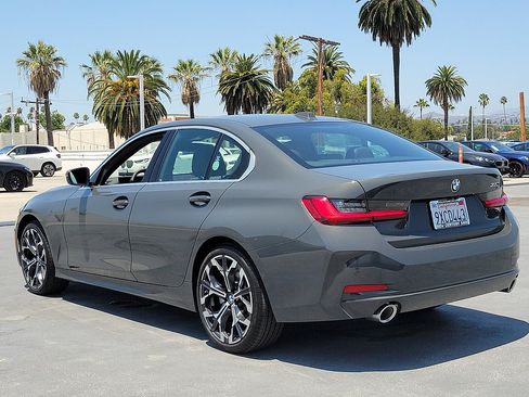 Used 2026 BMW 330i Sedan w/ Convenience Package RWD image 2