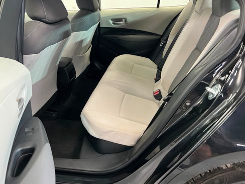 Used 2020 Toyota Corolla LE w/ Protection Package FWD image 21