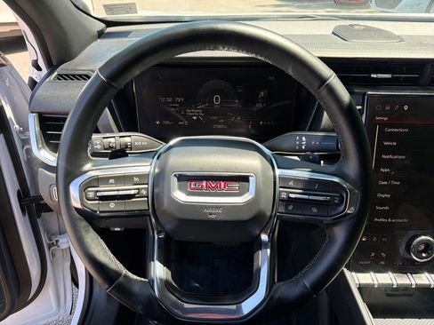 Used 2026 GMC Terrain Elevation AWD/4WD image 16