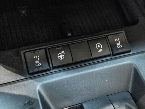 New 2026 Toyota Corolla Cross LE AWD/4WD image 25