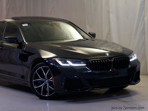 Certified 2022 BMW 540i xDrive w/ M Sport Package AWD/4WD image 2
