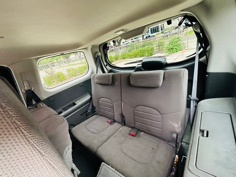 Used 2012 Nissan Pathfinder S RWD image 17