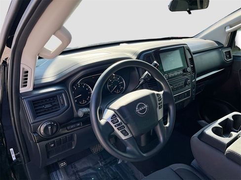 Used 2024 Nissan Titan SV w/ Accessory Utility Package image 9