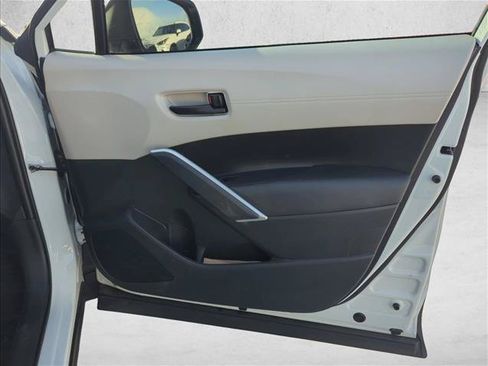 Certified 2023 Toyota Corolla Cross L FWD image 23
