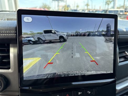 Certified 2024 Ford Expedition XLT image 20