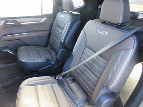 New 2026 GMC Acadia Denali Ultimate image 13