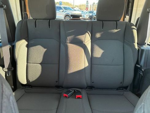 Used 2023 Jeep Wrangler Sport S image 31