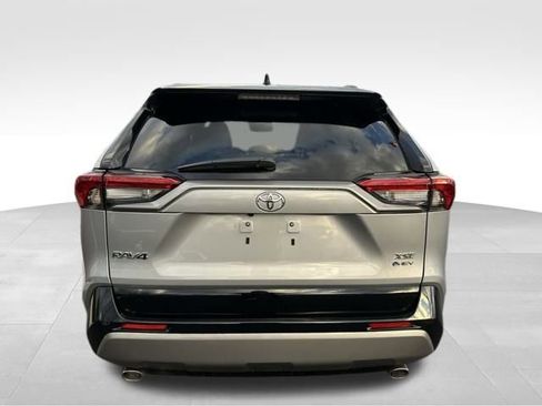 Used 2025 Toyota RAV4 XSE image 6