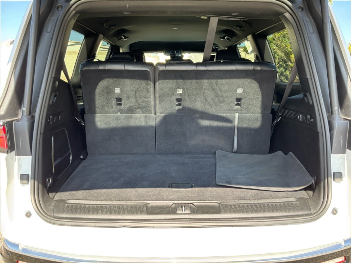 Used 2023 Jeep Wagoneer 2WD w/ Convenience Group I image 20