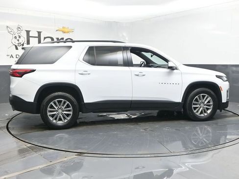 Used 2023 Chevrolet Traverse LT image 37