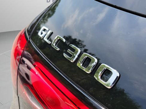 Certified 2026 Mercedes-Benz GLC 300 image 31