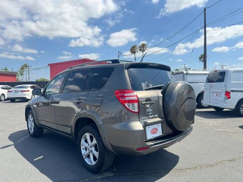 Used 2010 Toyota RAV4 Limited FWD image 5
