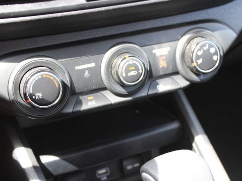 Used 2023 Kia Forte LXS image 21