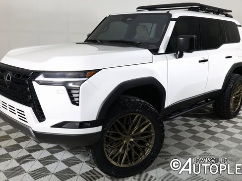 Used 2024 Lexus GX 550 image 1