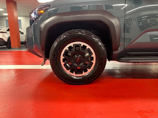 Certified 2026 Toyota 4Runner TRD Off-Road Premium AWD/4WD image 28