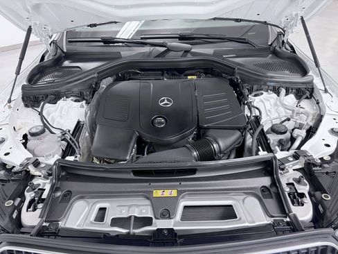 Certified 2026 Mercedes-Benz GLC 300 4MATIC image 13