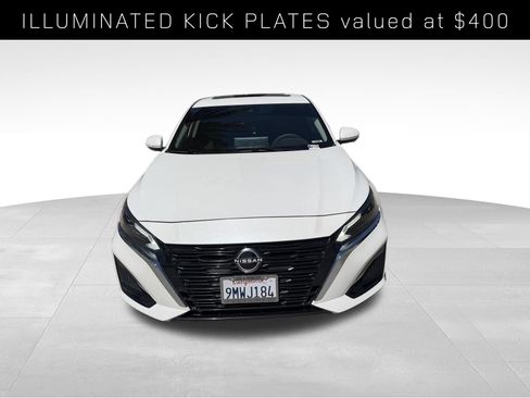 Used 2024 Nissan Altima 2.5 SL FWD image 2