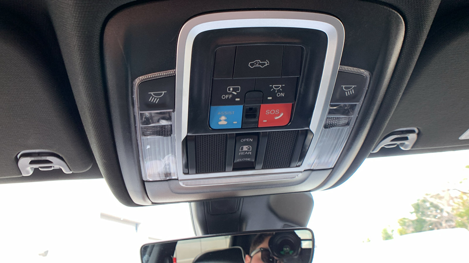 Used 2026 RAM 1500 Laramie w/ Sport Appearance Package AWD/4WD image 21