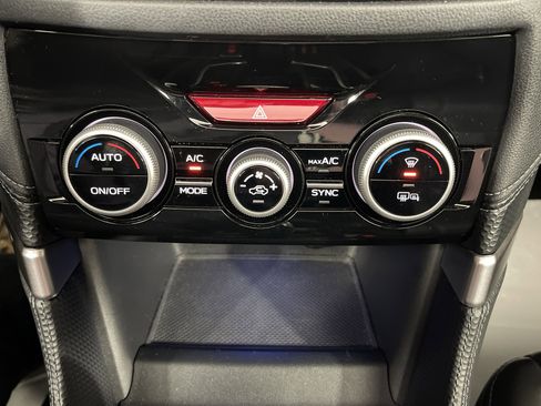 Used 2021 Subaru Forester Limited image 24