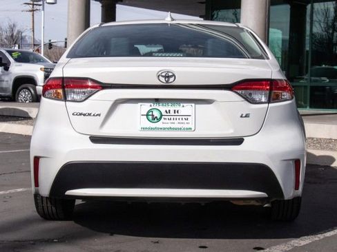 Used 2021 Toyota Corolla LE w/ Carpet Mat Package (TMS) image 6