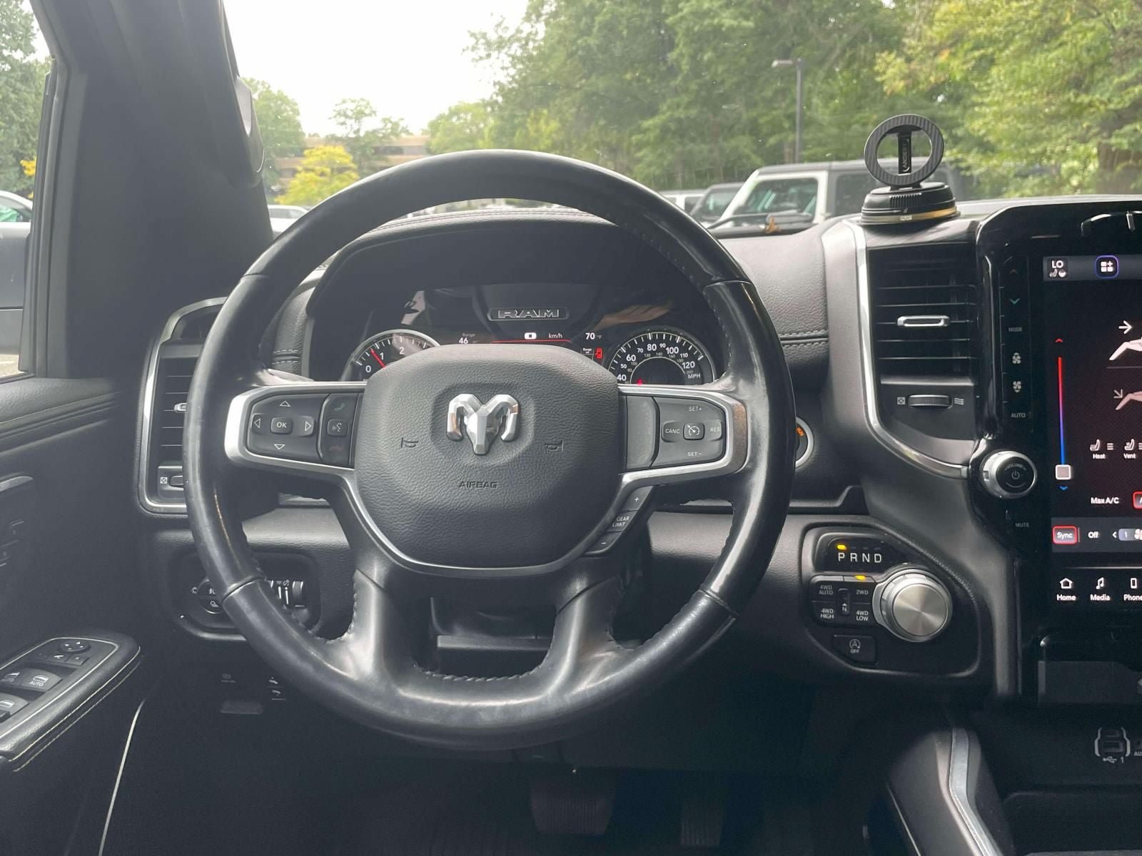 Used 2023 RAM 1500 Laramie AWD/4WD image 14