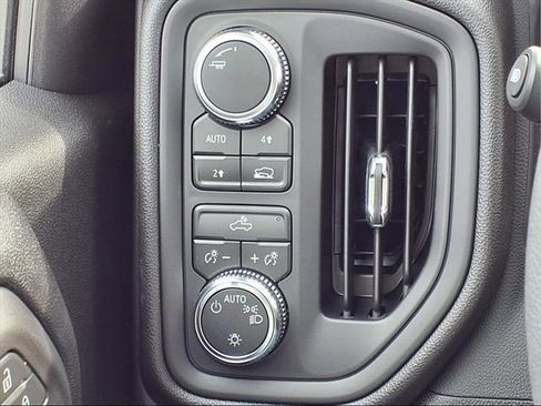 New 2026 GMC Sierra 1500 Pro w/ Graphite Edition image 15