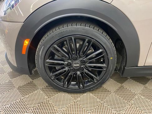 Used 2024 MINI Cooper S FWD image 10
