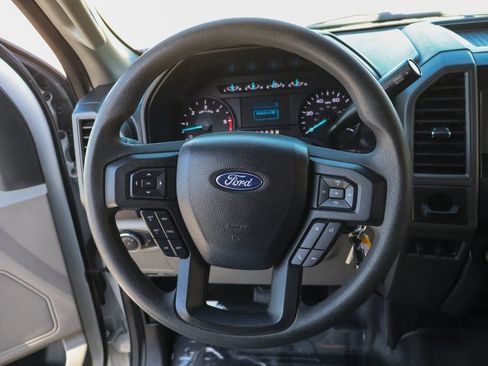 Used 2020 Ford F550 2WD Regular Cab Super Duty image 25