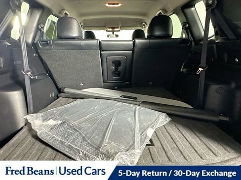 Used 2022 Mitsubishi Outlander SE image 27