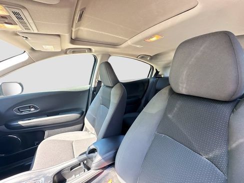 Used 2022 Honda HR-V EX image 17