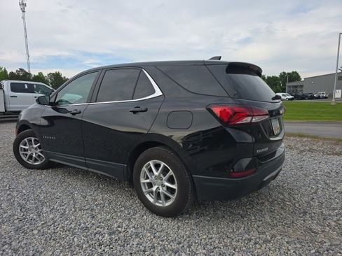 Used 2023 Chevrolet Equinox LT FWD image 4