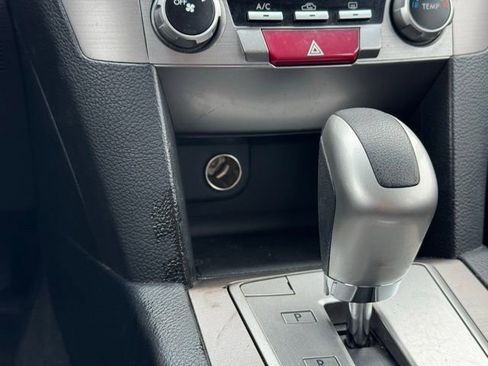 Used 2012 Subaru Outback 2.5i w/ Alloy Wheel Pkg image 12