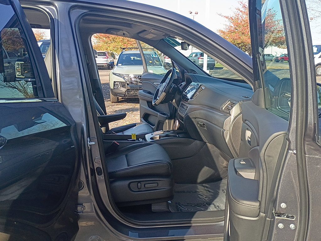 Used 2023 Honda Ridgeline RTL image 15