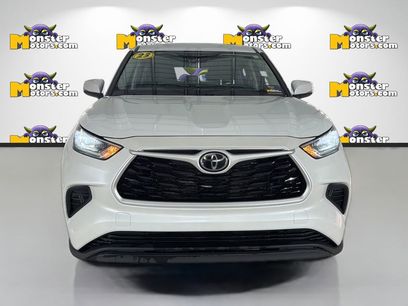 Used 2023 Toyota Highlander L